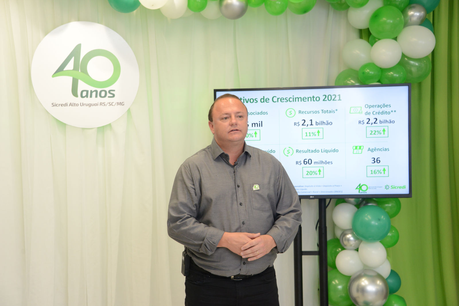 Diretor executivo Márcio Girardi apresentando o Planejamento Estratégico 2021
